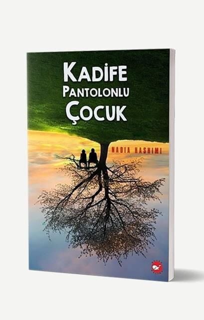 Kadife Pantolonlu Çocuk