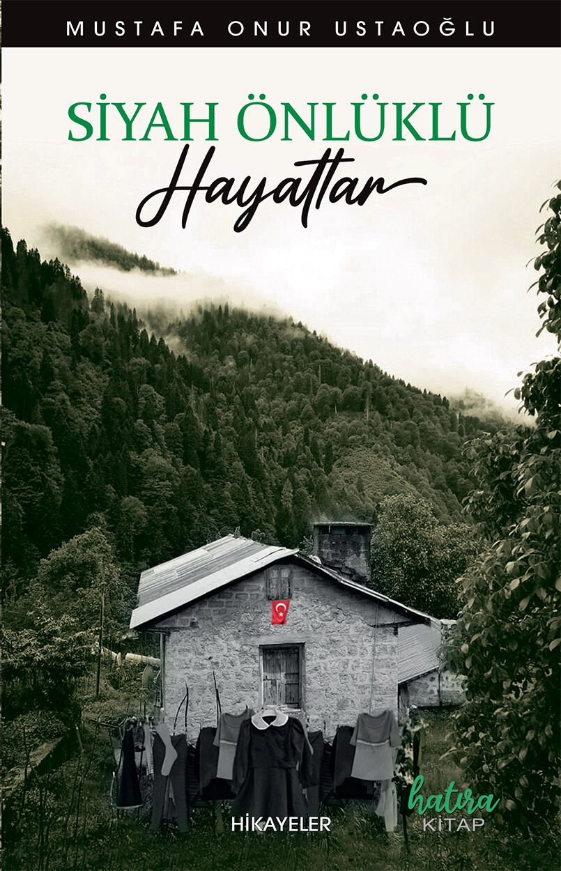 Siyah Önlüklü Hayatlar / Mustafa Onur Ustaoğlu
